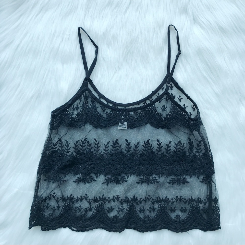 💛SALE Black Lace Spaghetti Strap Crop Top